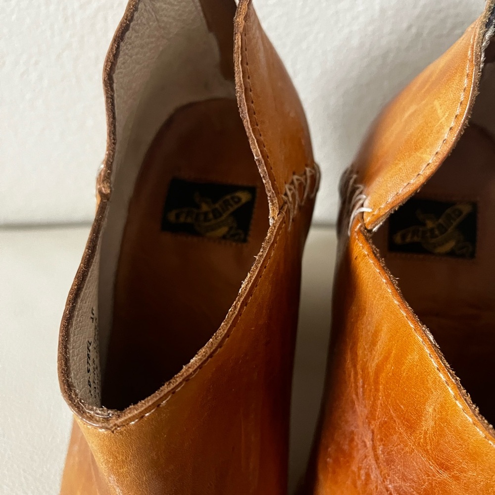 Freebird by Steven Steel Distressed Tan Leather Ankle Booties Women’s Size 10 - Picture 6 of 10